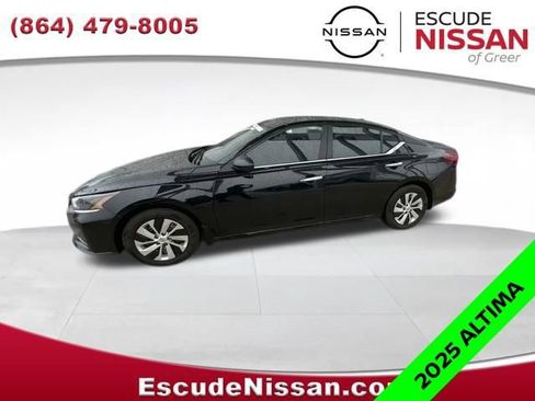 New 2025 Nissan Altima 2.5 S image 5