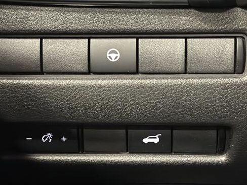 Used 2021 Nissan Rogue SL FWD image 31