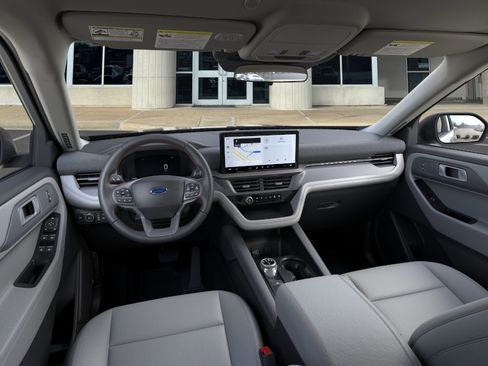 New 2026 Ford Explorer Active w/ Active Comfort Package RWD image 9