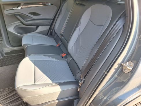 New 2026 Volkswagen Tiguan SE R-Line image 22