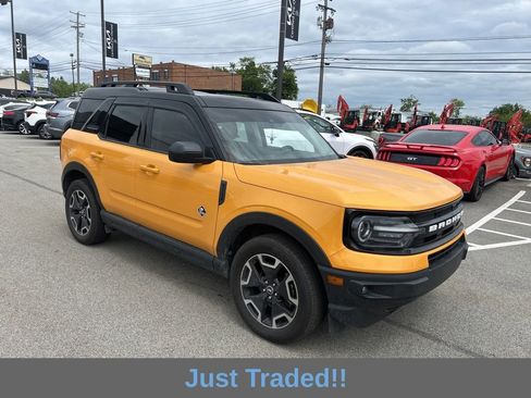 Used 2022 Ford Bronco Sport Outer Banks w/ Tech Package AWD/4WD image 1