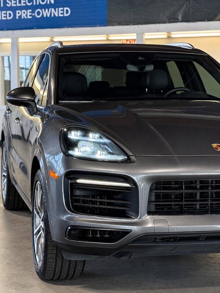 Used 2019 Porsche Cayenne S AWD/4WD image 10