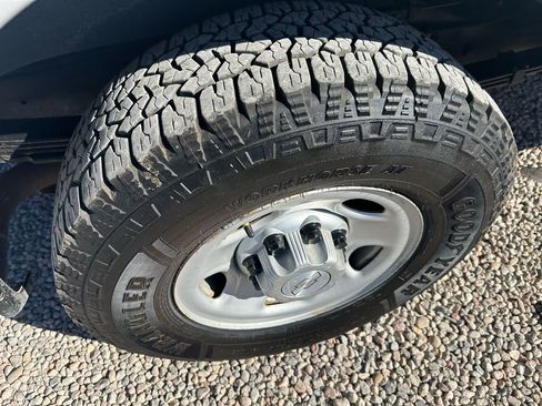 Used 2017 Chevrolet Express 2500 w/ Cold Climate Package image 35