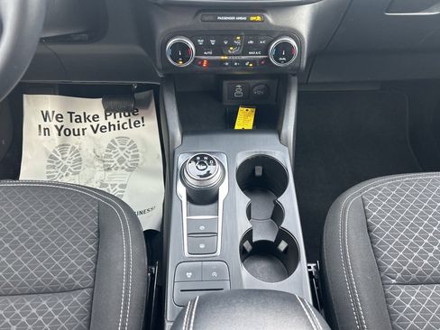 Used 2024 Ford Escape Active w/ Cold Weather Package image 22