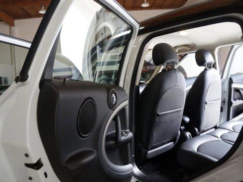 Used 2014 MINI Cooper Countryman image 11