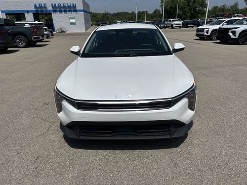 Used 2025 Kia K4 FWD image 12