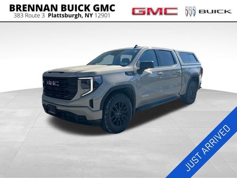 Used 2023 GMC Sierra 1500 Elevation AWD/4WD image 1