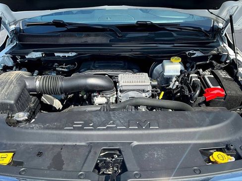 Used 2023 RAM 1500 Laramie AWD/4WD image 28