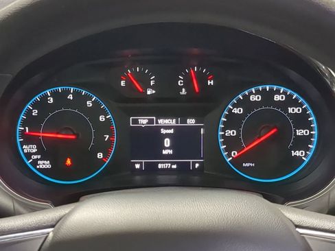 Used 2020 Chevrolet Malibu LT FWD image 35