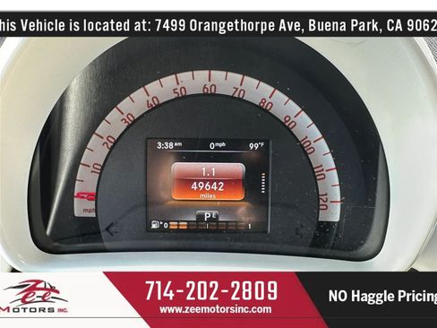 Used 2016 smart fortwo passion RWD image 21
