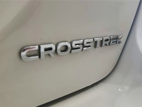 Used 2025 Subaru Crosstrek 2.5i Premium AWD/4WD image 17