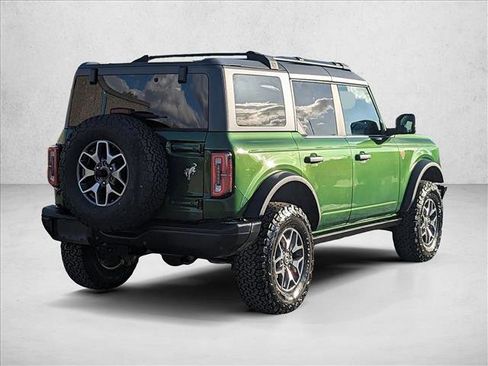 Used 2022 Ford Bronco Badlands image 5