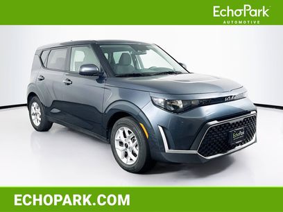 Used 2025 Kia Soul LX w/ LX Technology Package