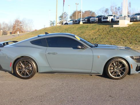 Used 2024 Ford Mustang Dark Horse image 8