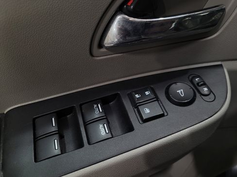 Used 2016 Honda Odyssey SE image 27