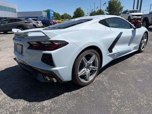 Used 2023 Chevrolet Corvette Stingray Preferred Cpe w/ Z51 Performance Package RWD image 3