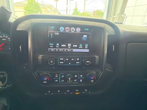 Used 2017 Chevrolet Silverado 1500 LT w/ All Star Edition AWD/4WD image 10