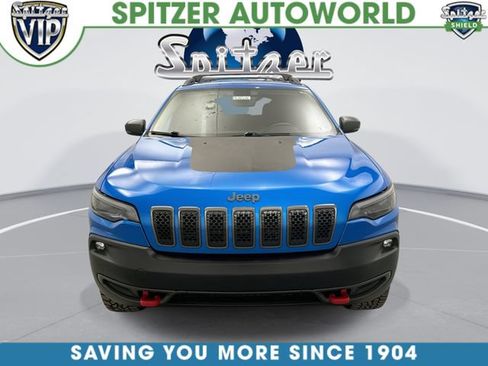 Used 2019 Jeep Cherokee Trailhawk w/ Cold Weather Group AWD/4WD image 5