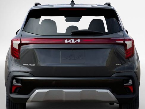 New 2026 Kia Seltos SX w/ SX Sunroof Package image 13