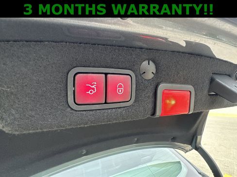 Used 2018 Mercedes-Benz C 300 4MATIC Sedan image 32