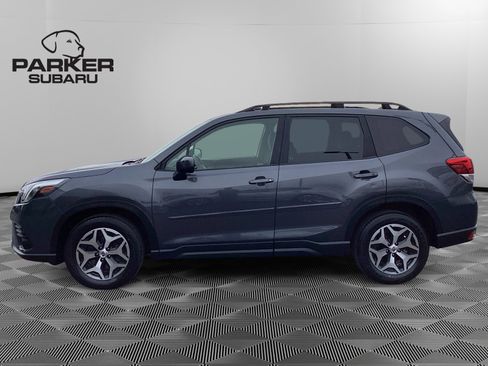 Certified 2023 Subaru Forester Premium image 2