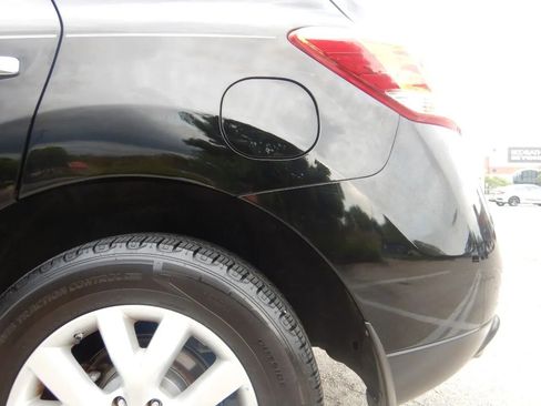 Used 2013 Nissan Murano S image 14