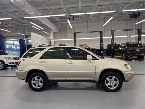 Used 1999 Lexus RX 300 4WD image 4