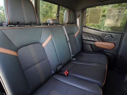 Used 2024 GMC Canyon AT4 w/ Technology Package image 29