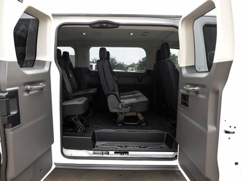 Used 2021 Ford Transit 350 XLT image 38