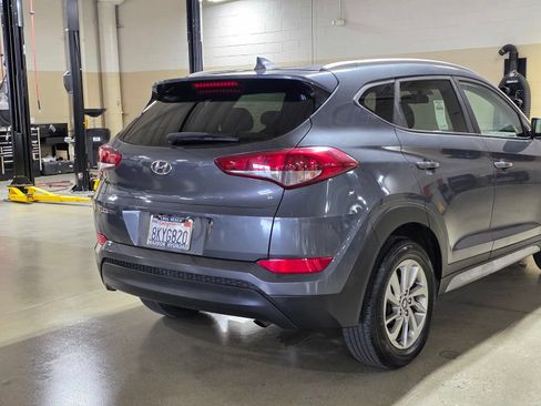 Used 2018 Hyundai Tucson SEL FWD image 11