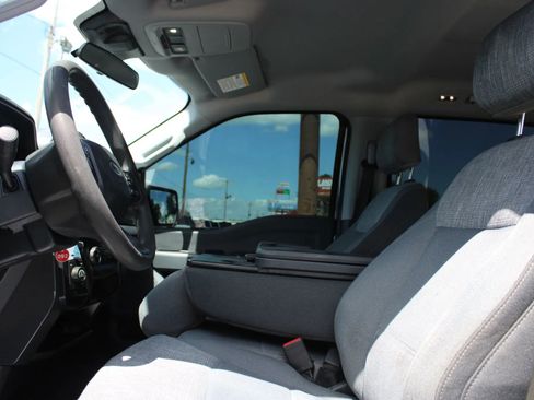 Used 2022 Ford F150 XLT image 13
