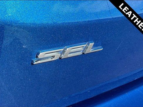 Used 2024 Ford Edge SEL image 23