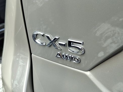 New 2025 MAZDA CX-5 AWD 2.5 S w/ Select Package image 5