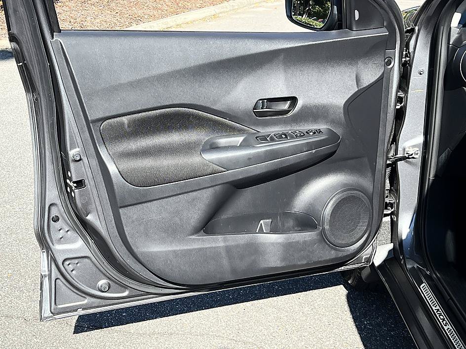 Certified 2025 Nissan Kicks Play S FWD image 19