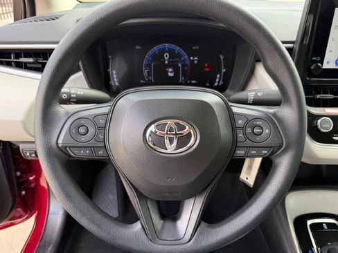 Used 2026 Toyota Corolla LE image 13