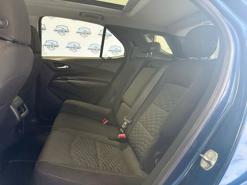 Used 2020 Chevrolet Equinox LT image 18