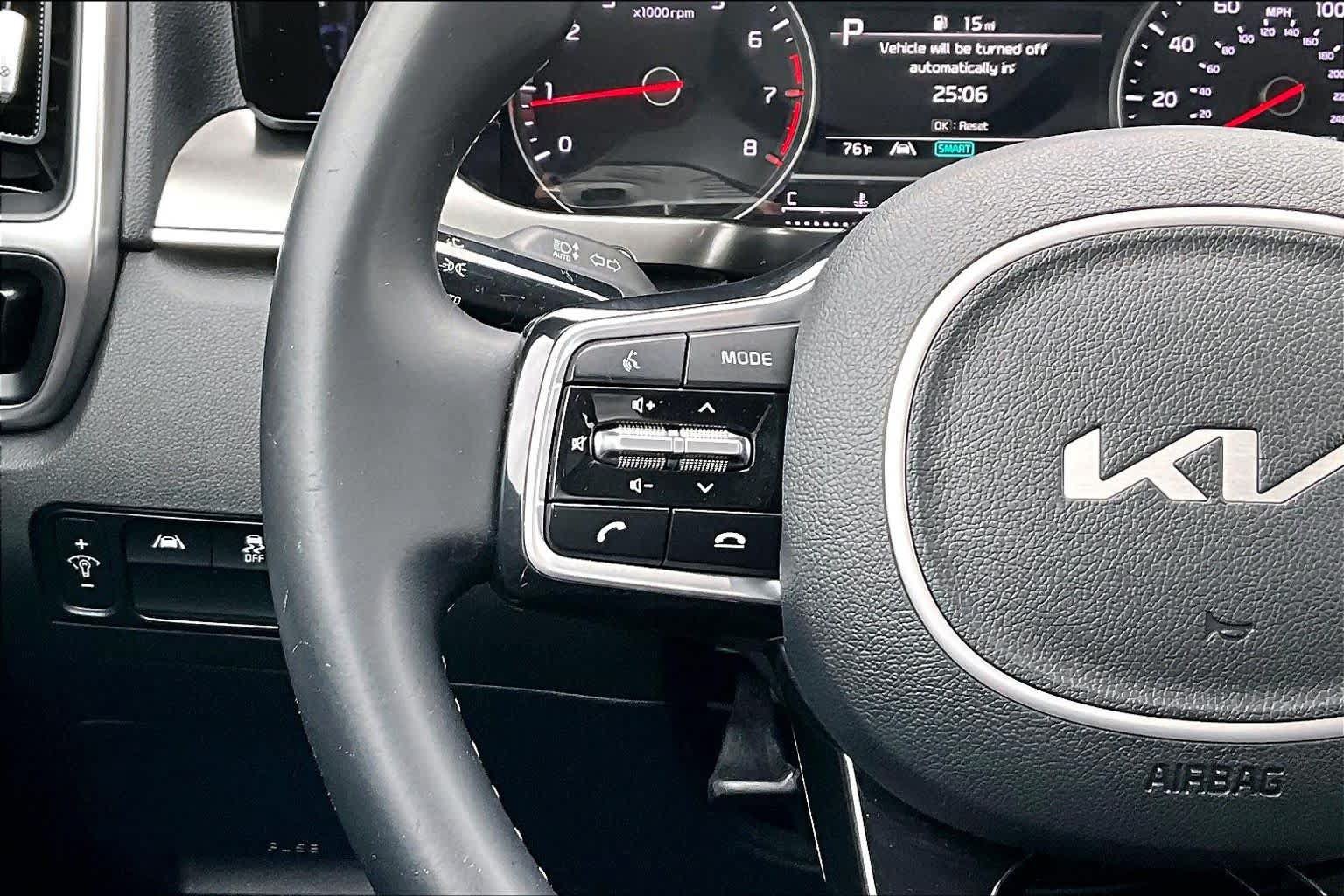 Used 2022 Kia Sorento S w/ Panoramic Sunroof Package FWD image 26