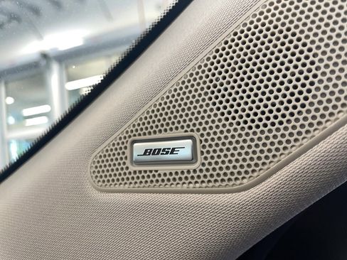 Used 2023 Nissan Rogue SL w/ SL Premium Package image 10