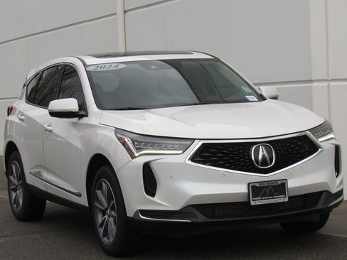 Used 2024 Acura RDX Technology Package image 2