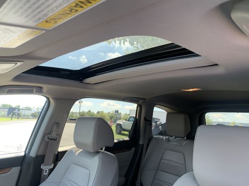 Used 2020 Honda CR-V EX-L image 2