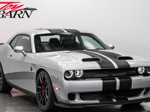 Used 2023 Dodge Challenger SRT Hellcat image 7