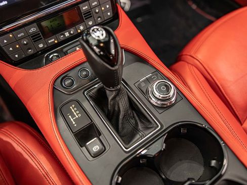 Used 2018 Maserati GranTurismo Sport RWD image 28