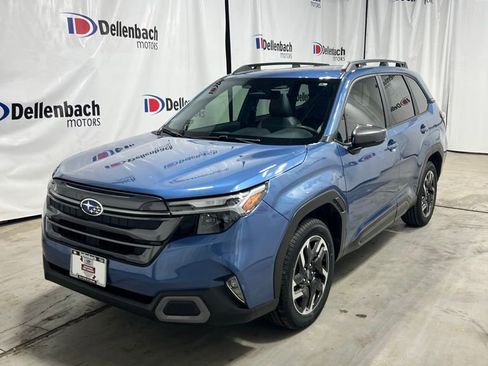 Used 2025 Subaru Forester Limited w/ Popular Package #1 AWD/4WD image 2