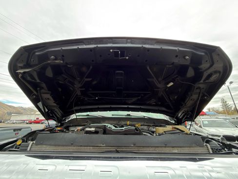 Used 2016 Ford F350 Lariat w/ Lariat Ultimate Package image 3