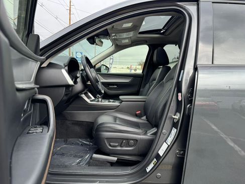 Used 2024 MAZDA CX-90 3.3 Turbo w/ Preferred Plus image 15