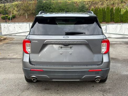 Used 2021 Ford Explorer XLT w/ Equipment Group 202A RWD image 7