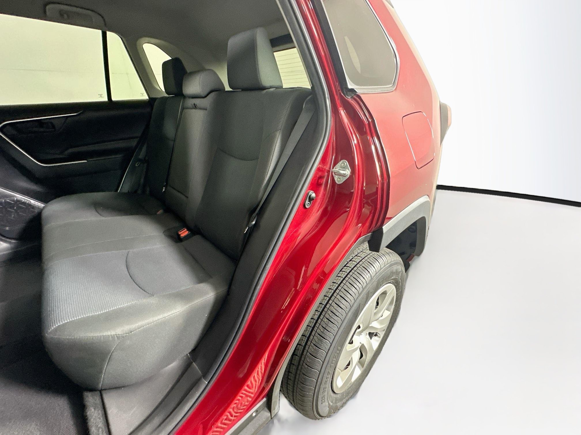 Used 2023 Toyota RAV4 LE FWD image 25