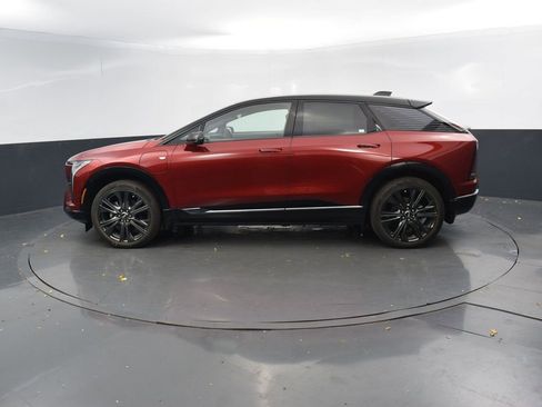 New 2026 Cadillac Optiq Sport 2 image 2