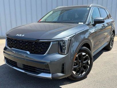 Used 2024 Kia Sorento S w/ Panoramic Sunroof Package