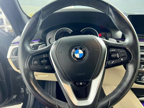 Used 2017 BMW 530i xDrive AWD/4WD image 15